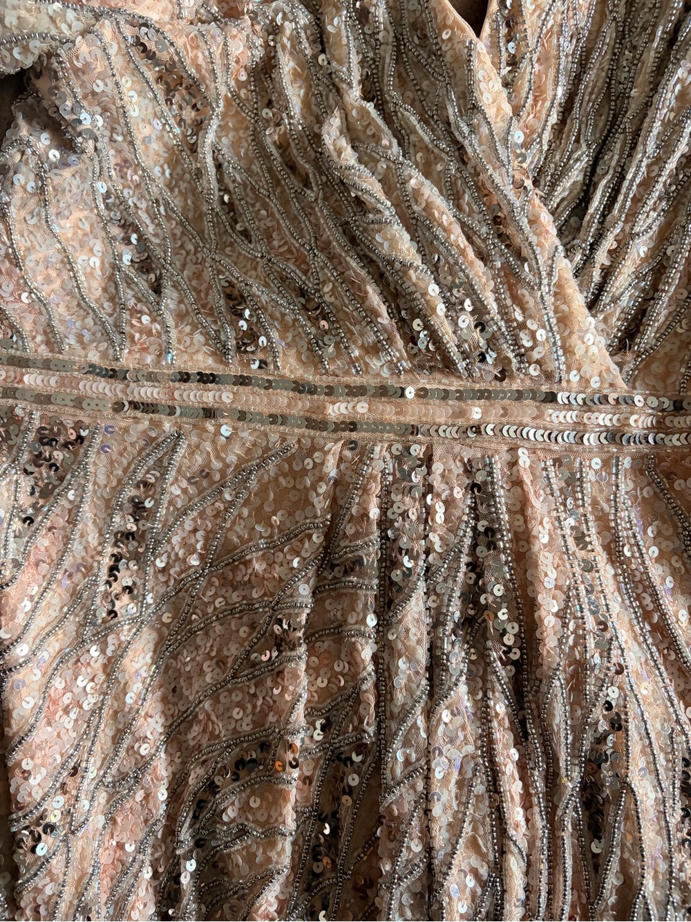 MAC DUGGAL DRESS - Picture 4 of 7